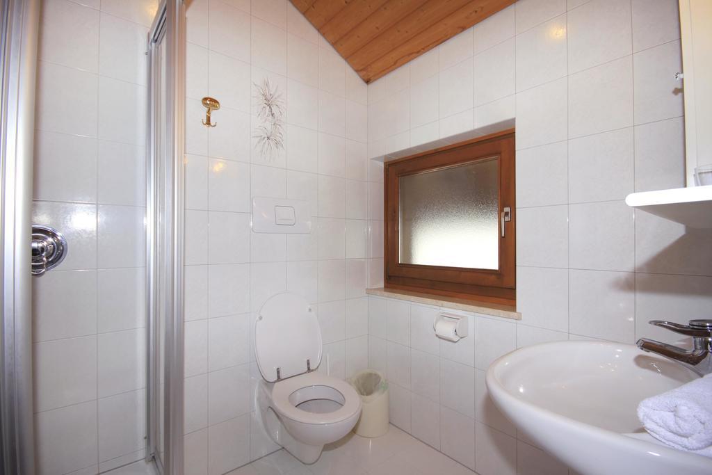 Apartments Gasserhof Lagundo Habitación foto